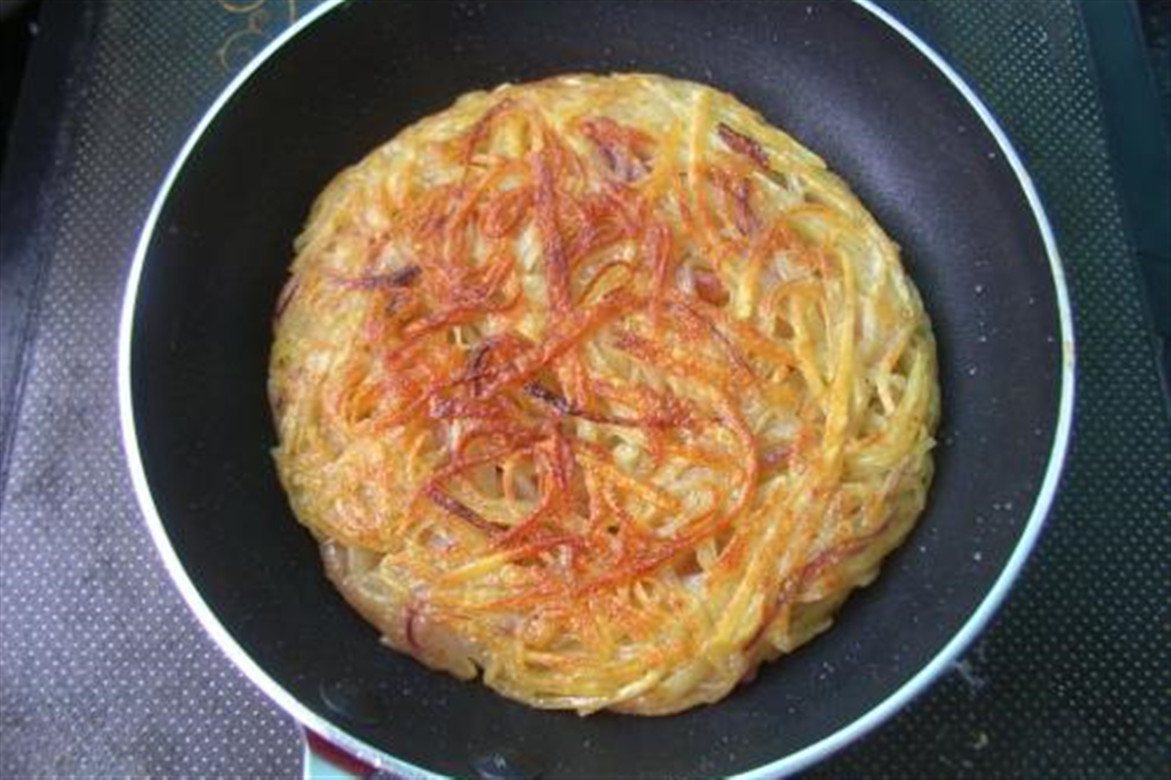 你还在这样炒菜吗,土豆还能这样吃外酥里嫩