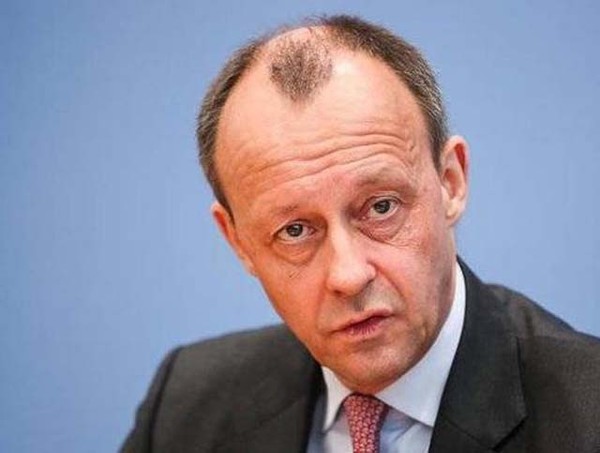 默克尔退出铁娘子了吗,默克尔为何要卸任