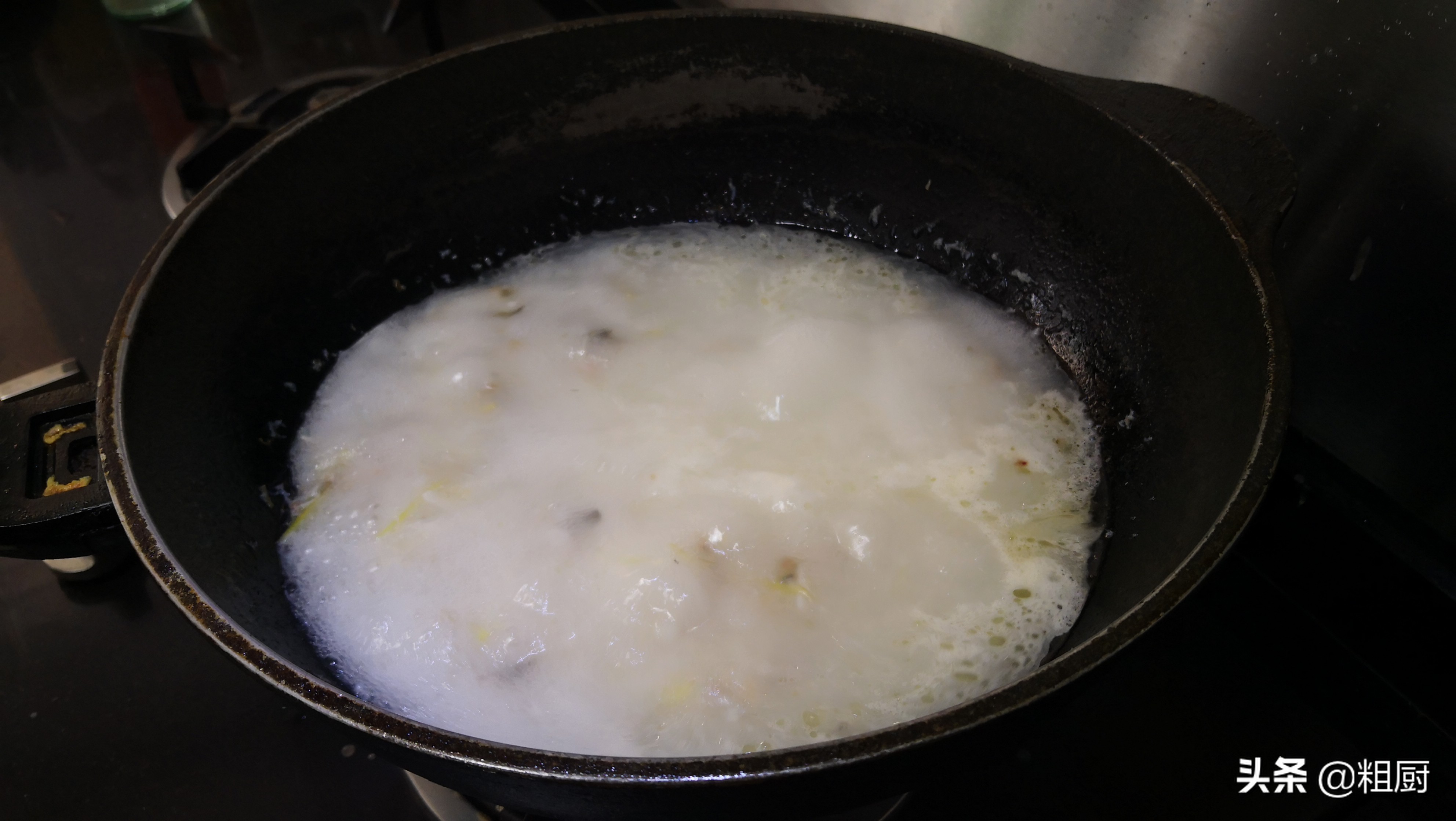 一锅熟的酸菜鱼,一锅鱼鲜最正宗的做法