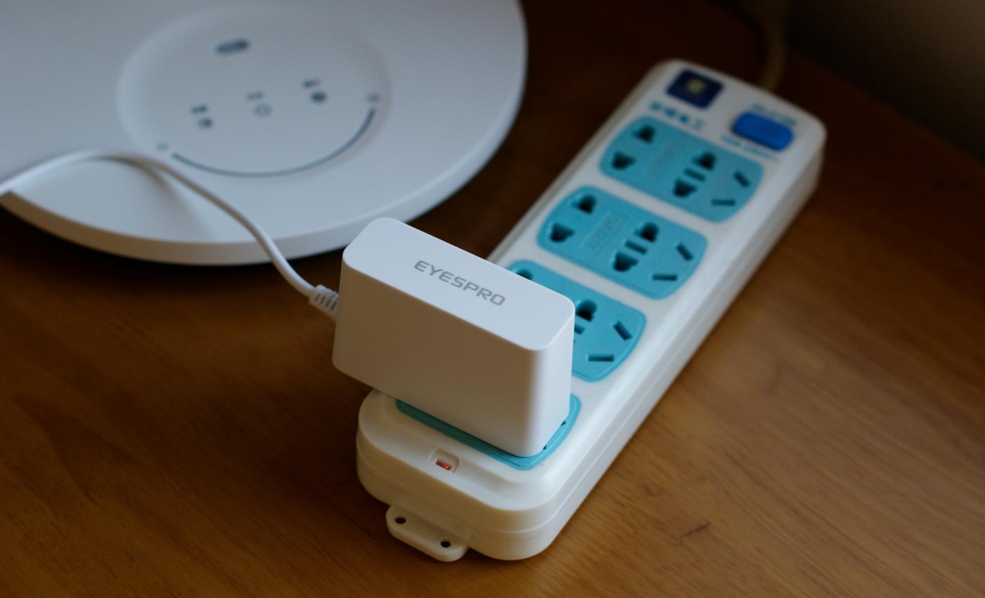 孩视宝智能护眼台灯,好视力和孩视宝台灯测评