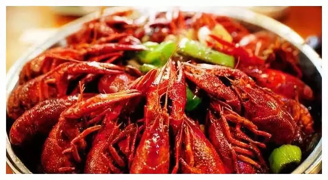 十一年万人体育场，武磊和徐根宝走了，留下的将是什么？