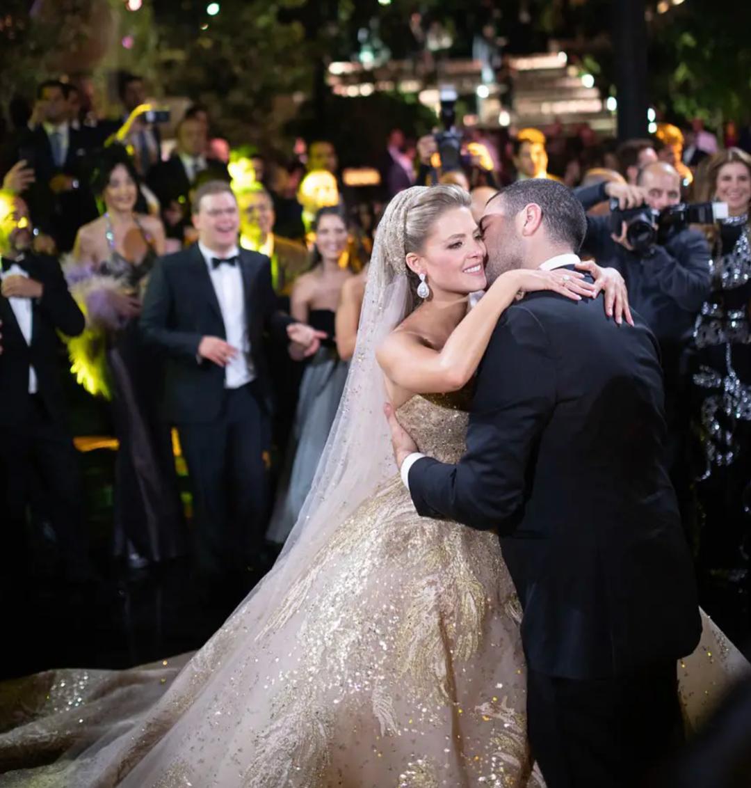 刘亦菲走红毯穿的礼服 (刘亦菲结婚了吗2017)