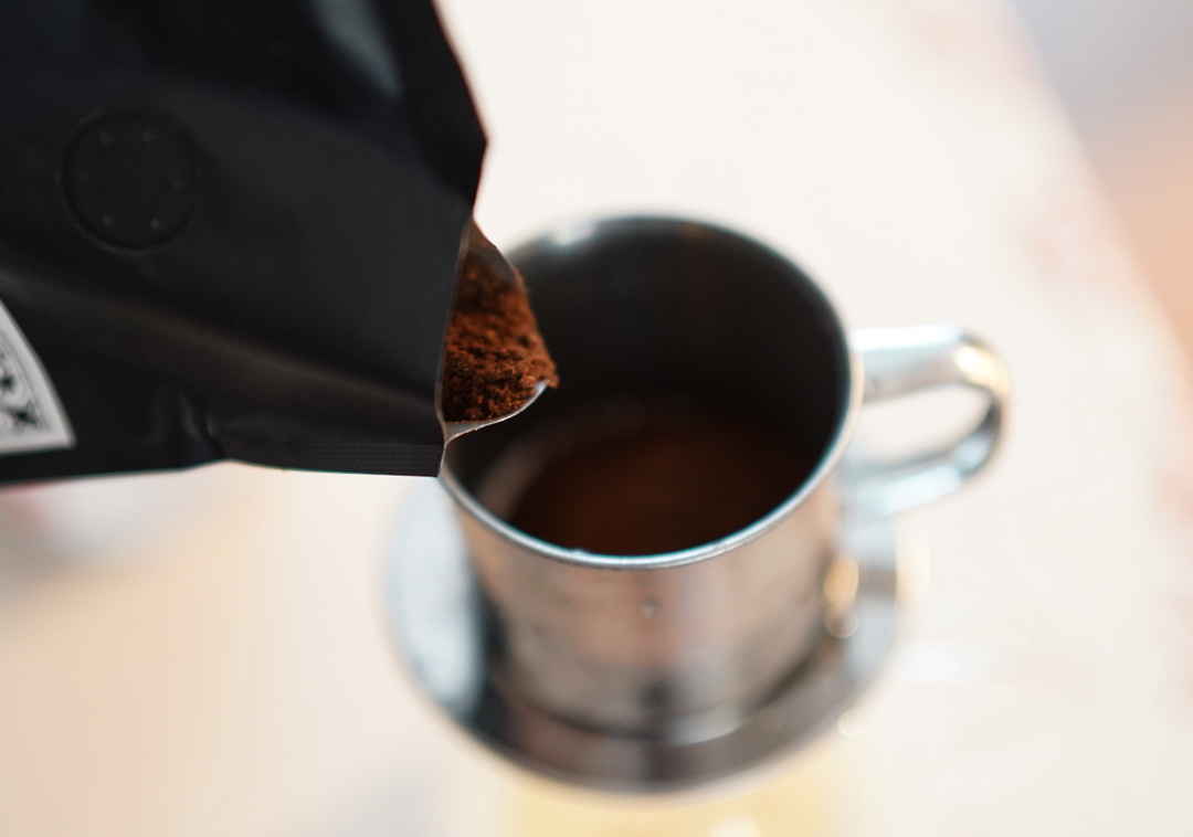 疫情之下网购越南小姑娘咖啡,没想到迅速寄来,看我是怎么冲泡的