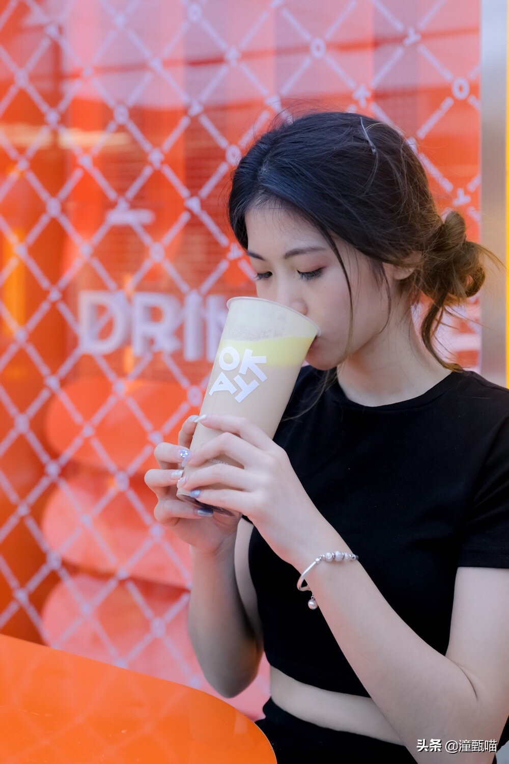 不会玩滑板但爱街头范，爱奶茶又想玩不一样花样，来这统统满足你