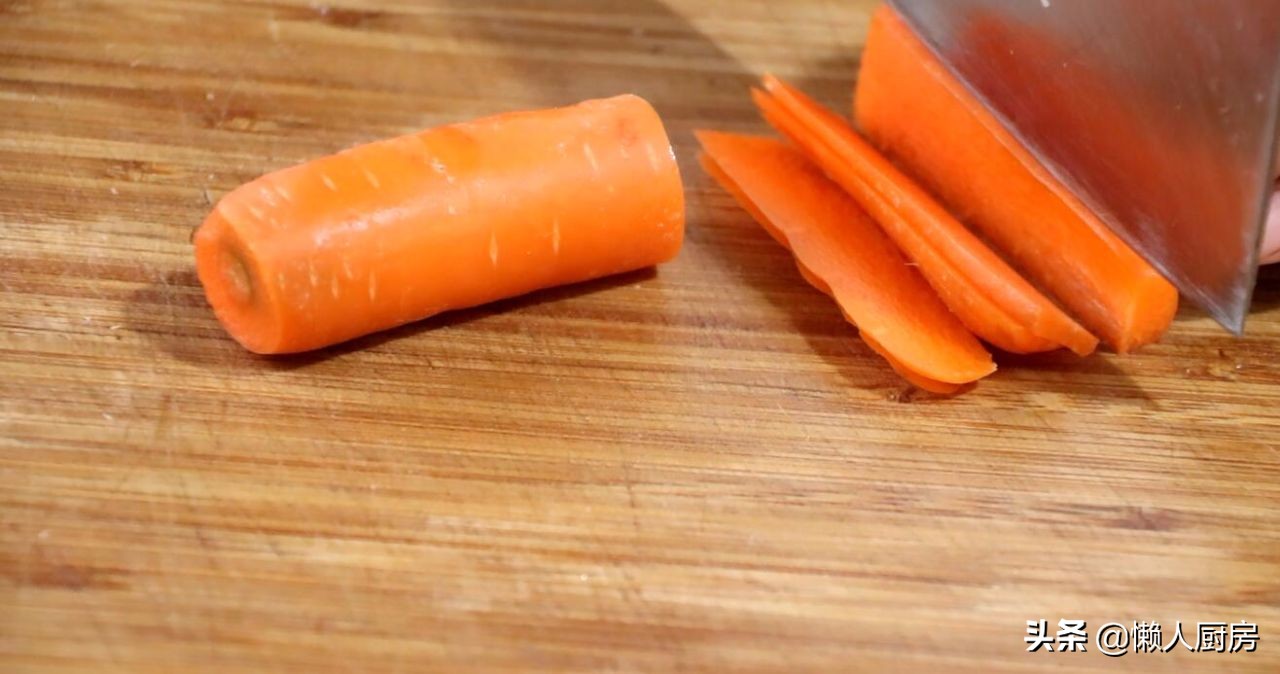 春卷这样做外脆里嫩咬一口满嘴香,春天春卷