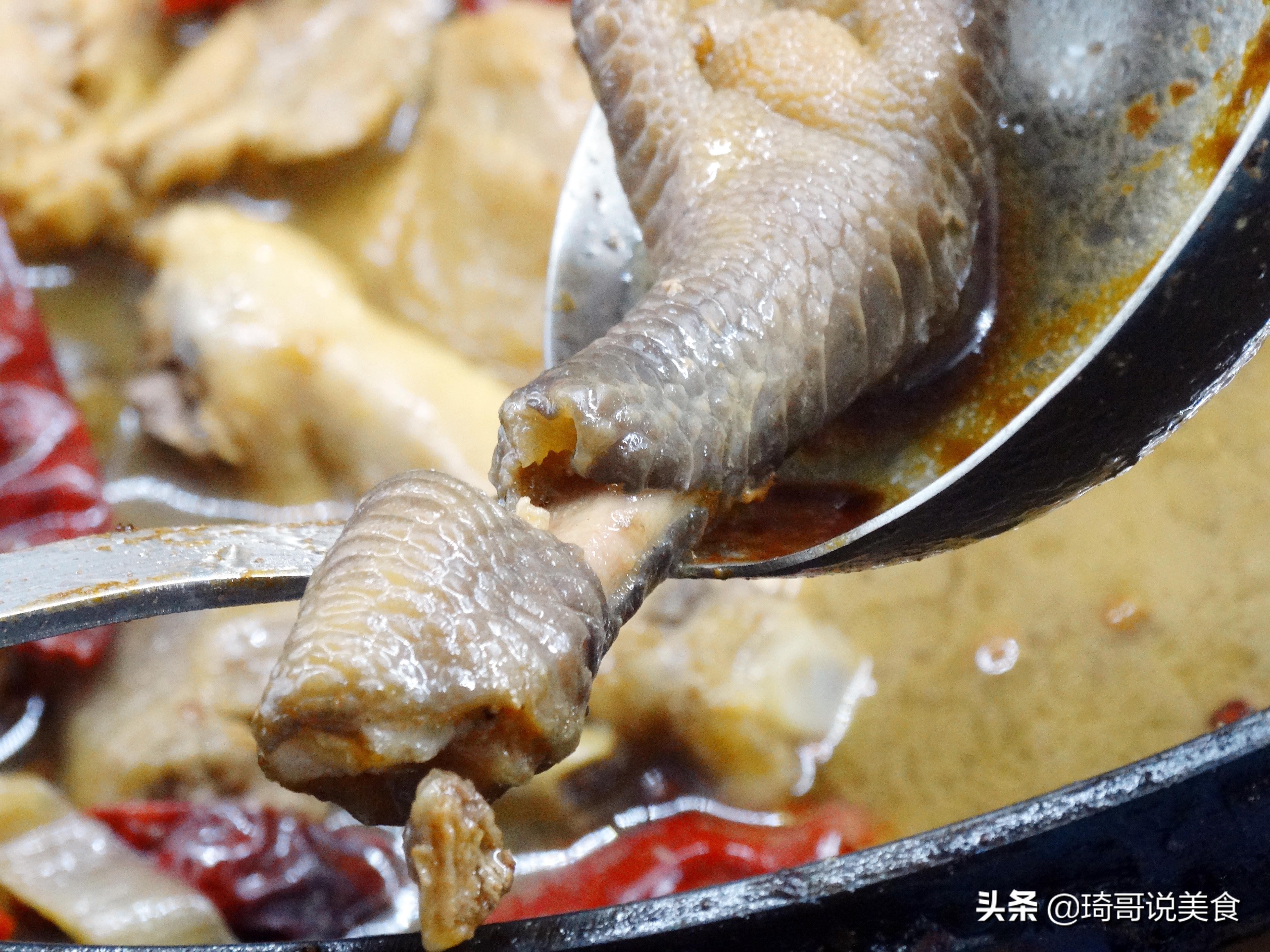 炖鸡的时候为什么鸡肉会柴,炖鸡最忌讳的两味