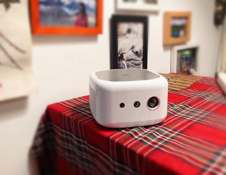 长虹智能投影仪q2pro什么价,长虹Q2智能投影仪