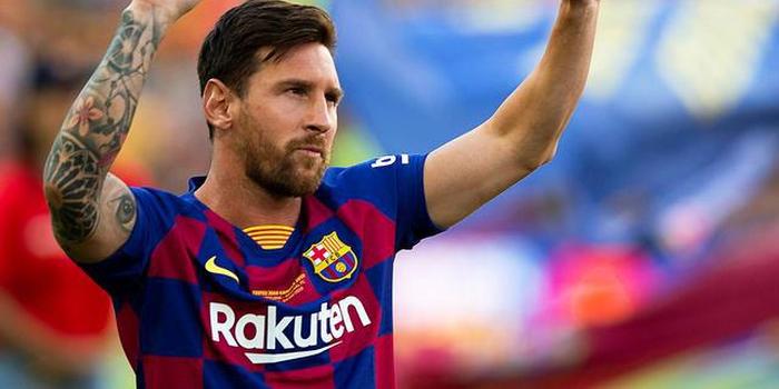 世界足坛球员收入排行前十,足坛挣钱最多的球星