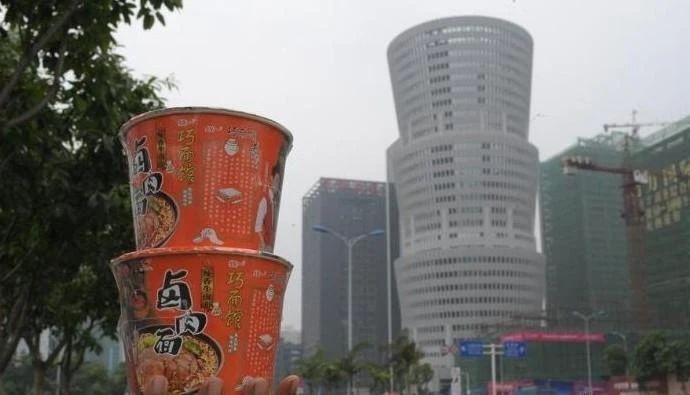 许家印吐槽恒大完整版,许家印亲自设计的恒大足球场