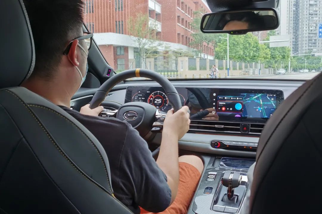 探店传祺影豹，提车竟然要加价？