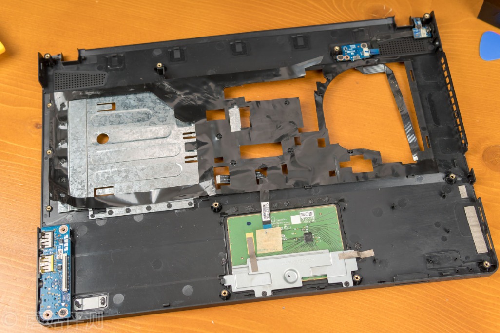 转轴断了维修多少钱,联想y400拆散热铜导管