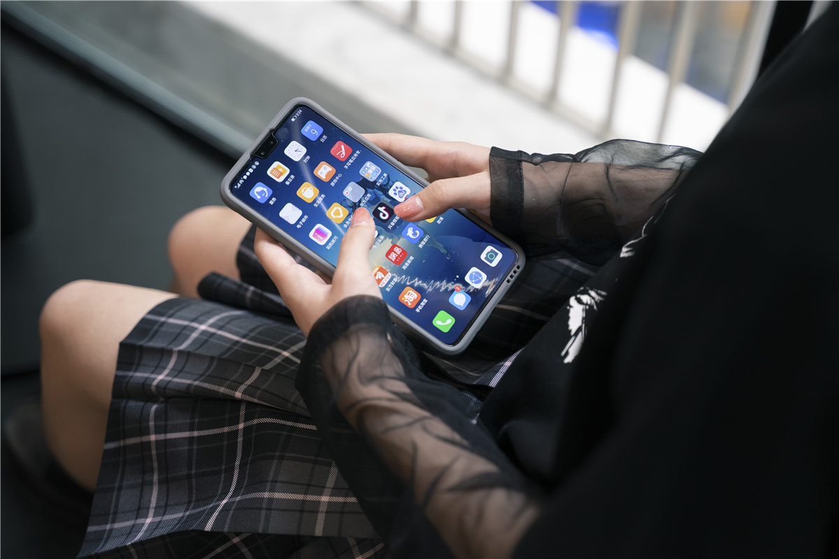 一个18岁计算机系少女的EDC