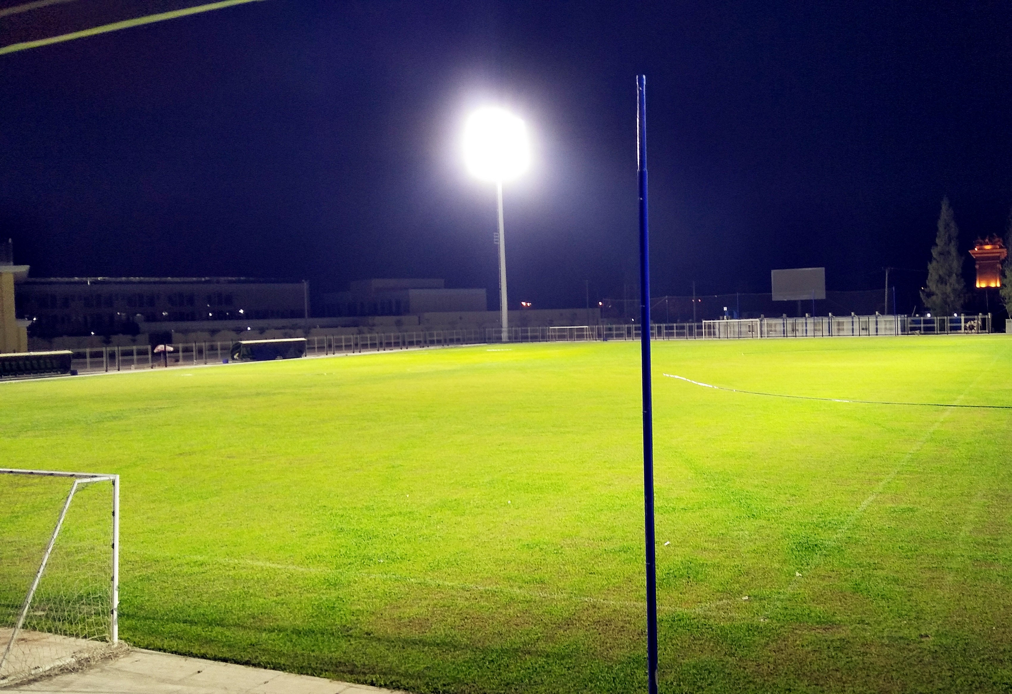 巴西球场照明灯,巴西对阵瑞士球场灯光出现问题