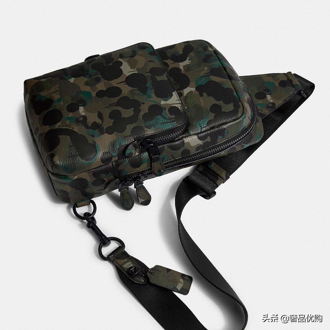 coach迷彩外套,coach最新早秋款卫衣