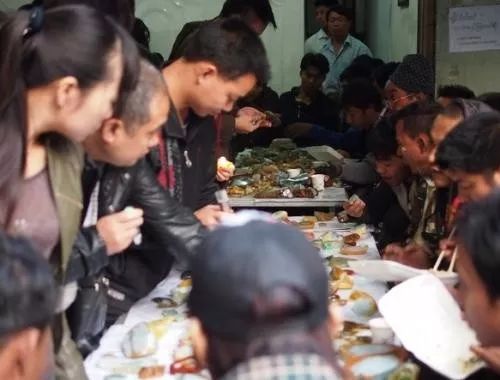 缅甸人怎么在瑞丽谋生,瑞丽人在缅甸的视频