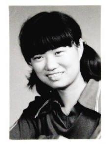 从“父女恋”到“母子恋”,这个52岁女人把自己活成了美国萧亚轩