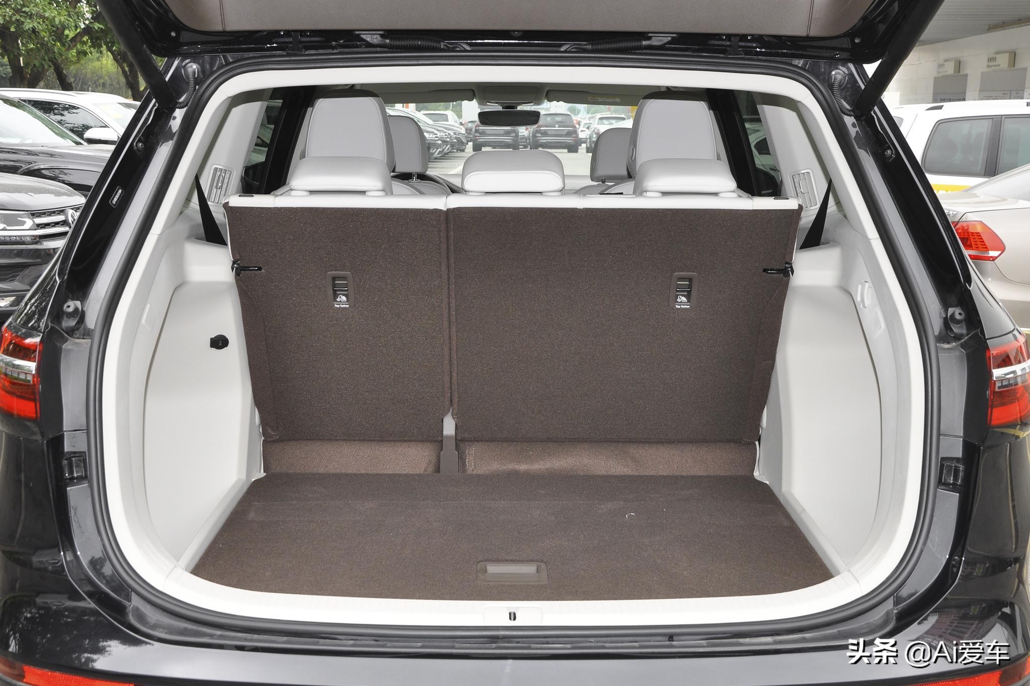 大众七座mpv威然多少钱,上汽大众七座MPV威然