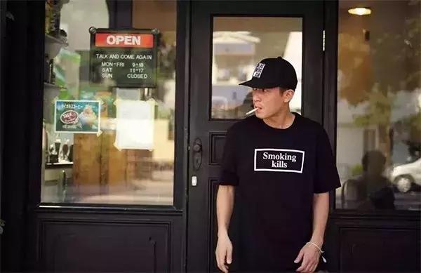 集“污”、“型”、“拽”于一身，这个岛国潮牌火得一塌糊涂