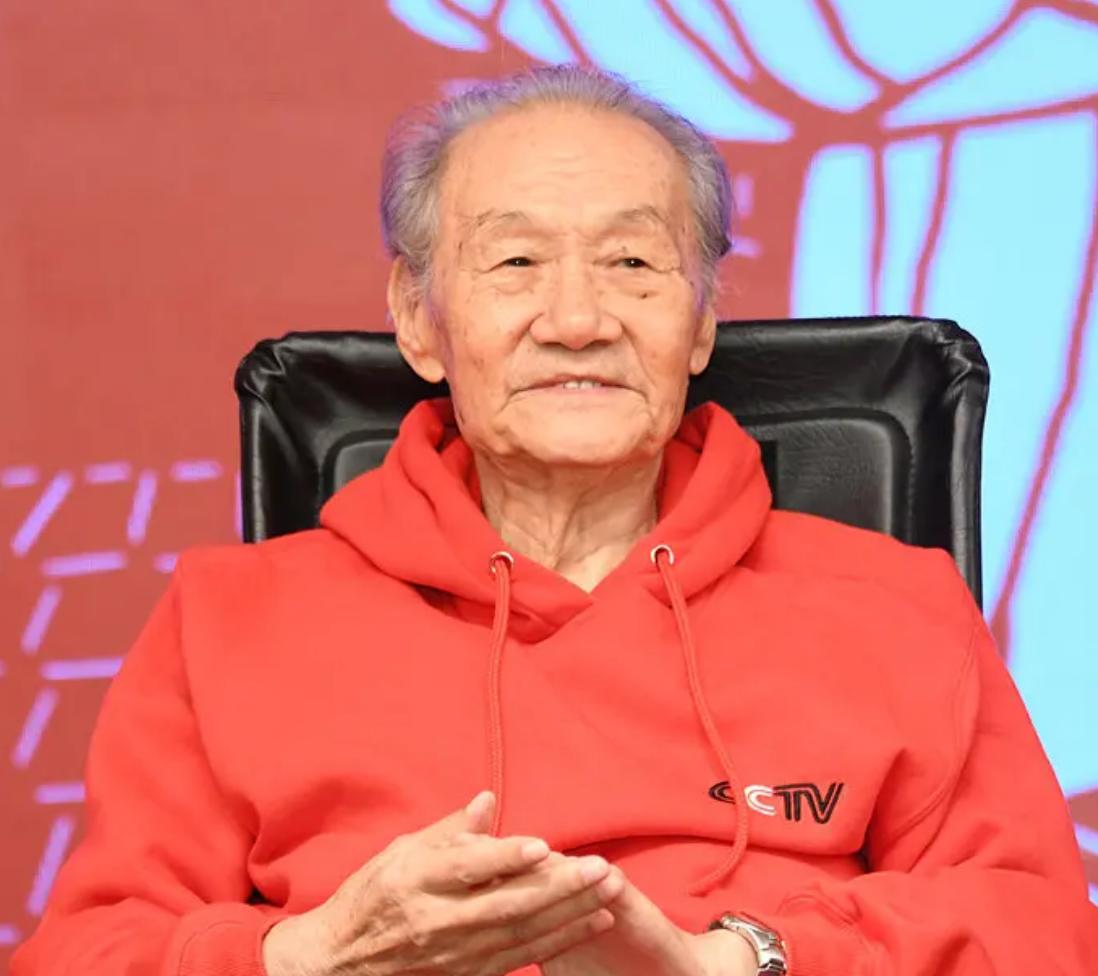 暖春小花爷爷葬礼,暖春小花的爷爷怎么去世的