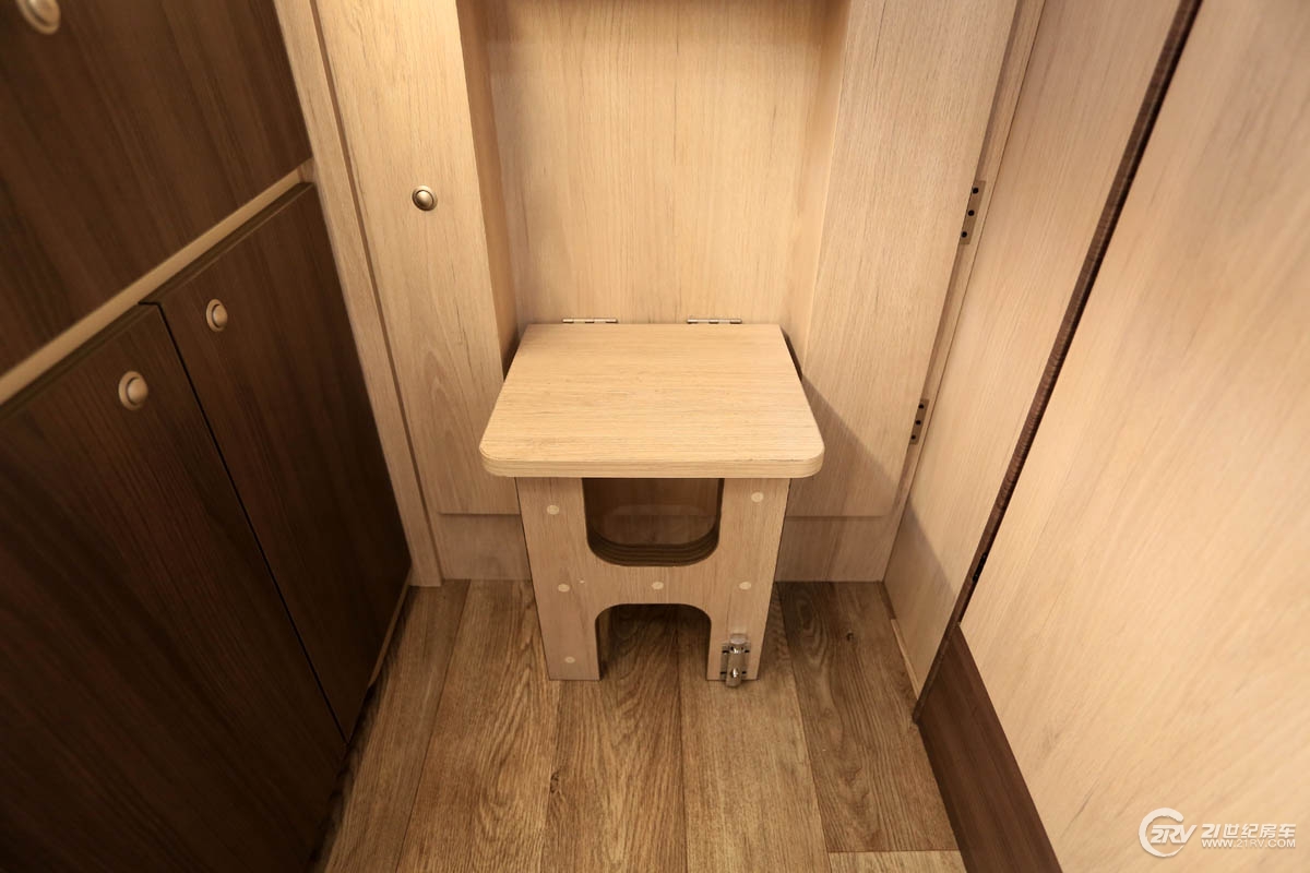 亚特b型房车最新款,10年的房车