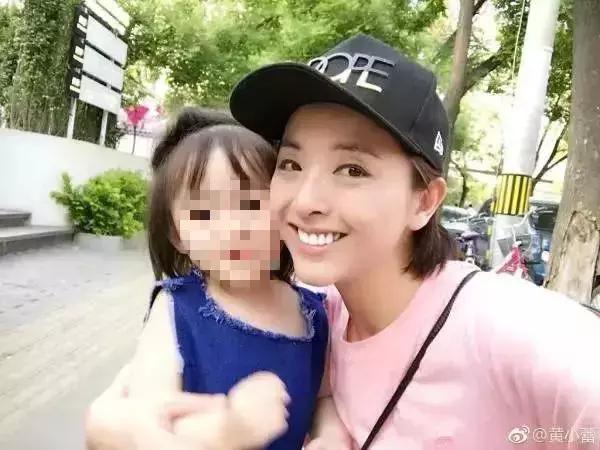 女明星被海关刁难后续,明星过关被刁难海关回应