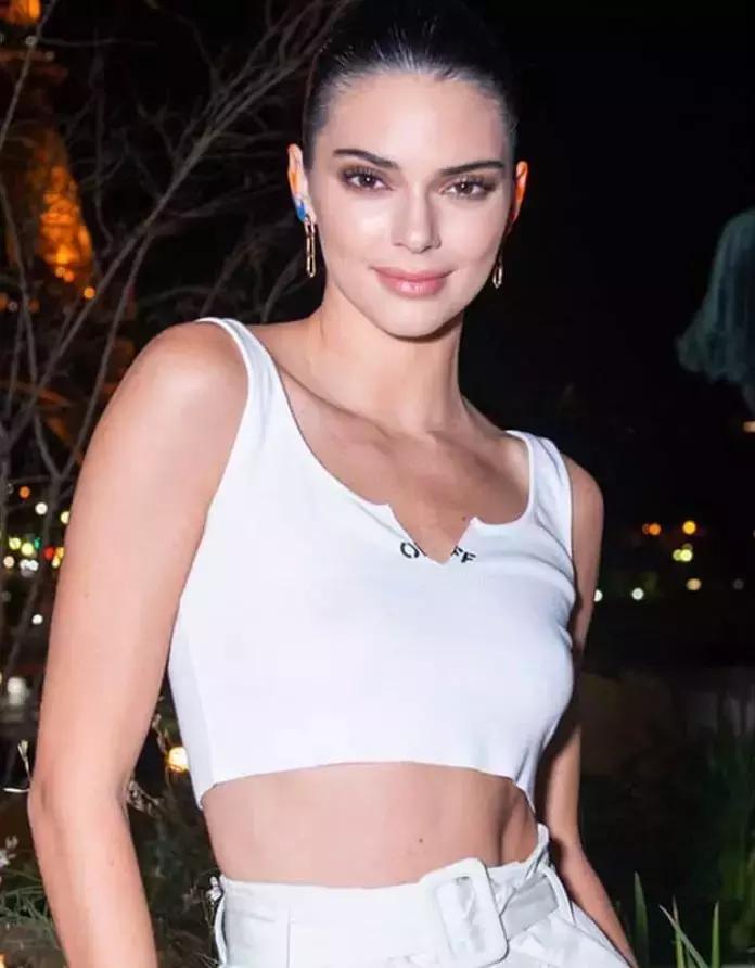 娼簵閰嶉グ,娼簵鎺㈠簵