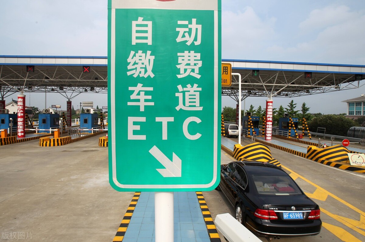 新手不敢开车上路要掌握三个点,新手上高速注意事项和安全技巧