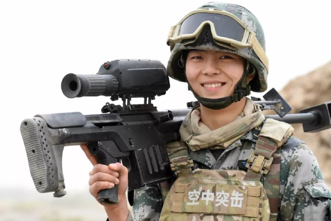 中国10式狙击枪子弹视频,中国十大重狙威力