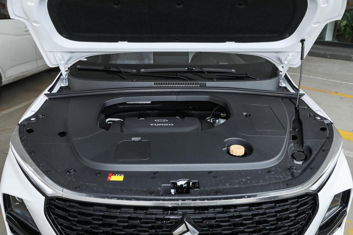 手里6万左右买什么车,10到15万左右6座7座suv车推荐