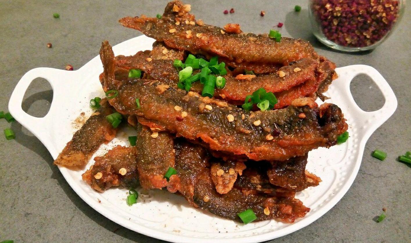 泥鳅的做法大全家常菜视频播放,泥鳅的家常做法泥鳅烧豆腐