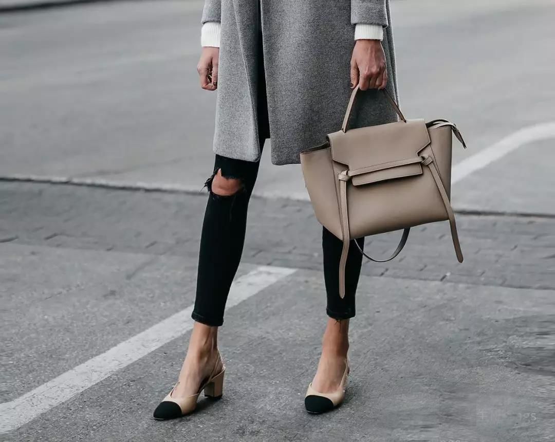 太刺激了吧！这里有几个快递盒想请你偷看