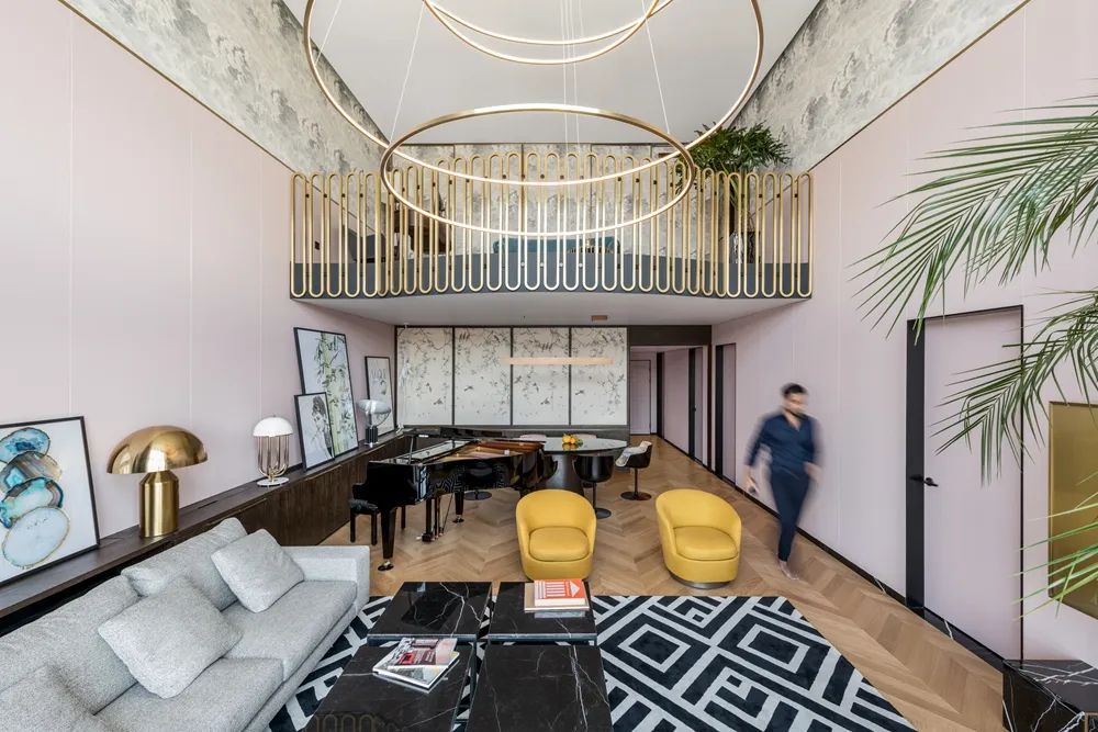 上档次跃层别墅,极简的跃层别墅