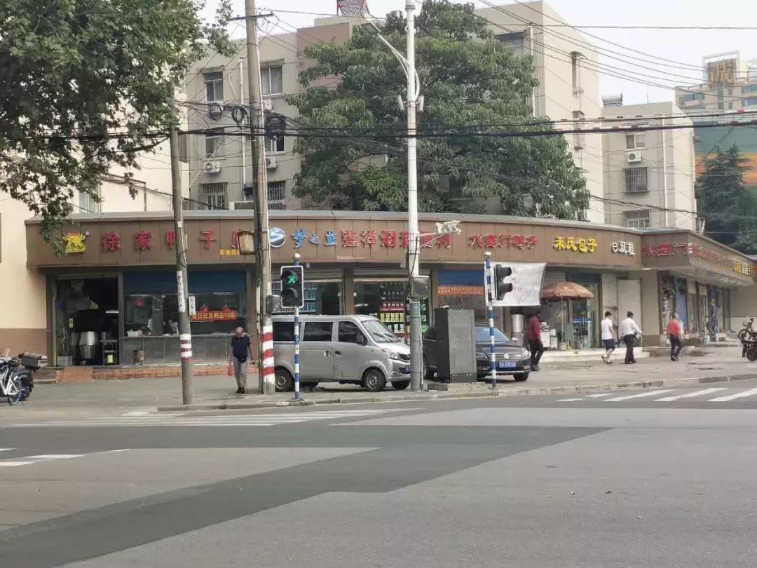 南京月牙湖明湖山庄,南京月牙湖公园明湖山庄