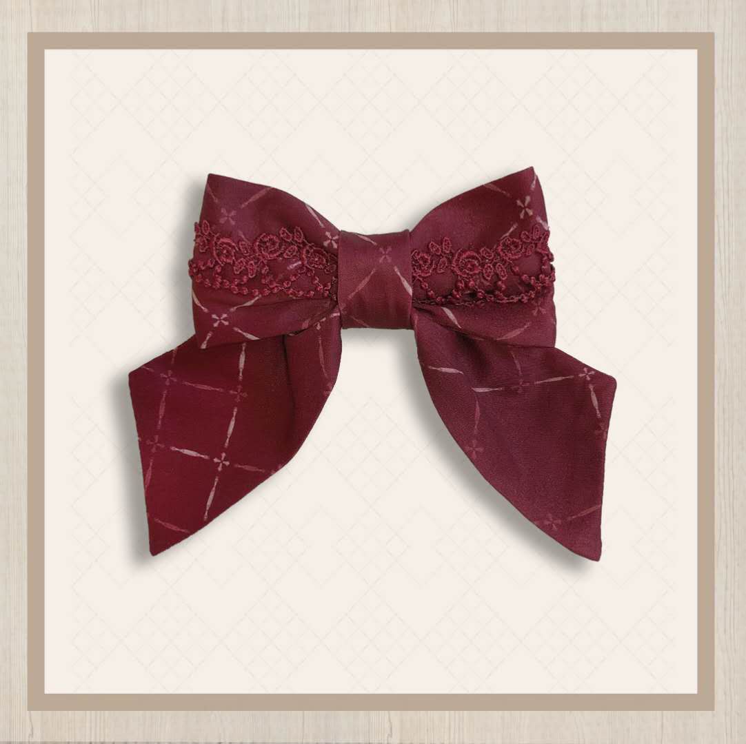 洛丽塔服装正版推荐,洛丽塔服饰适合的妆容