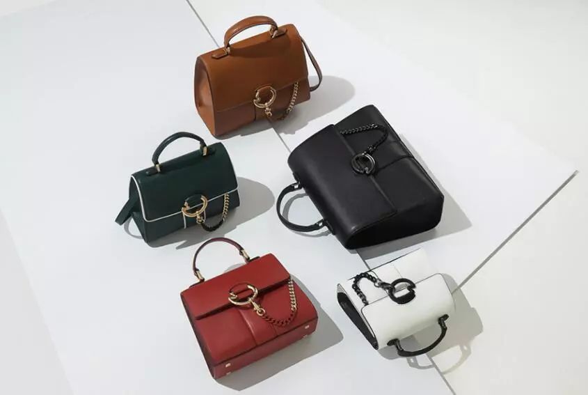 马上找代购！偶然发现的一天热播，这些人气同款瞬间火出圈