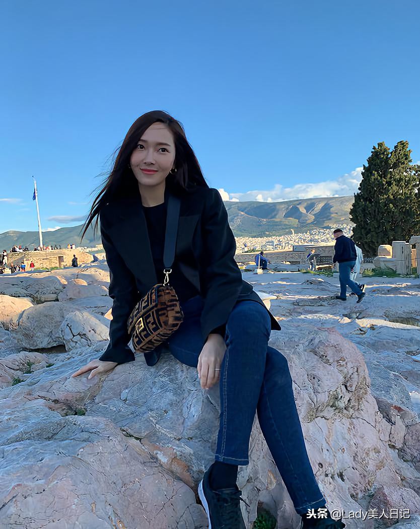 郑秀妍穿搭综艺节目,郑秀妍穿搭适合普通人吗