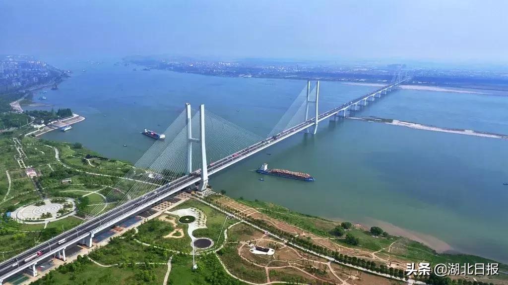 湖北各市长江大桥数量,湖北最大长江大桥图