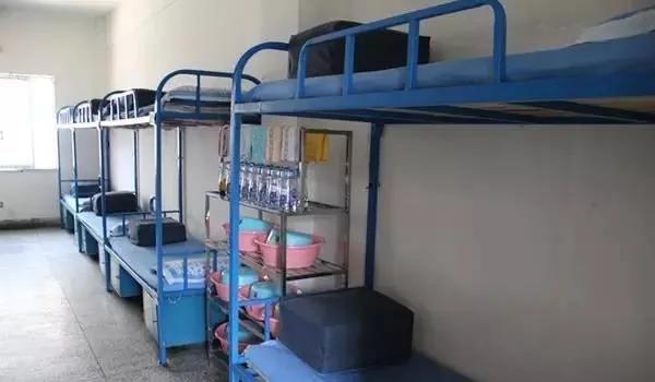 监狱的监舍,监狱监舍是怎么安排的