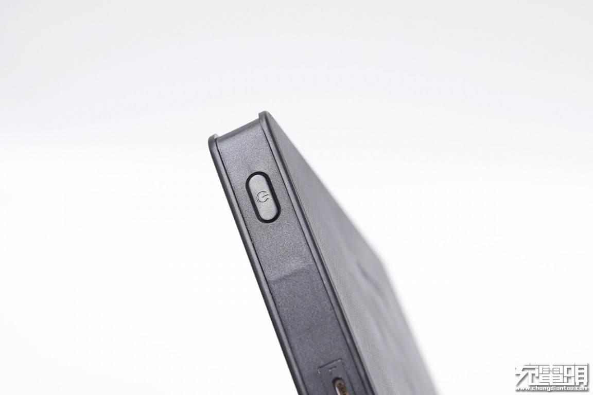 羽博20000毫安充电宝自带线评测,羽博充电宝插电