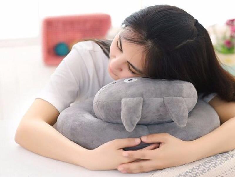 员工午休躺着睡,员工午休超过午休时间