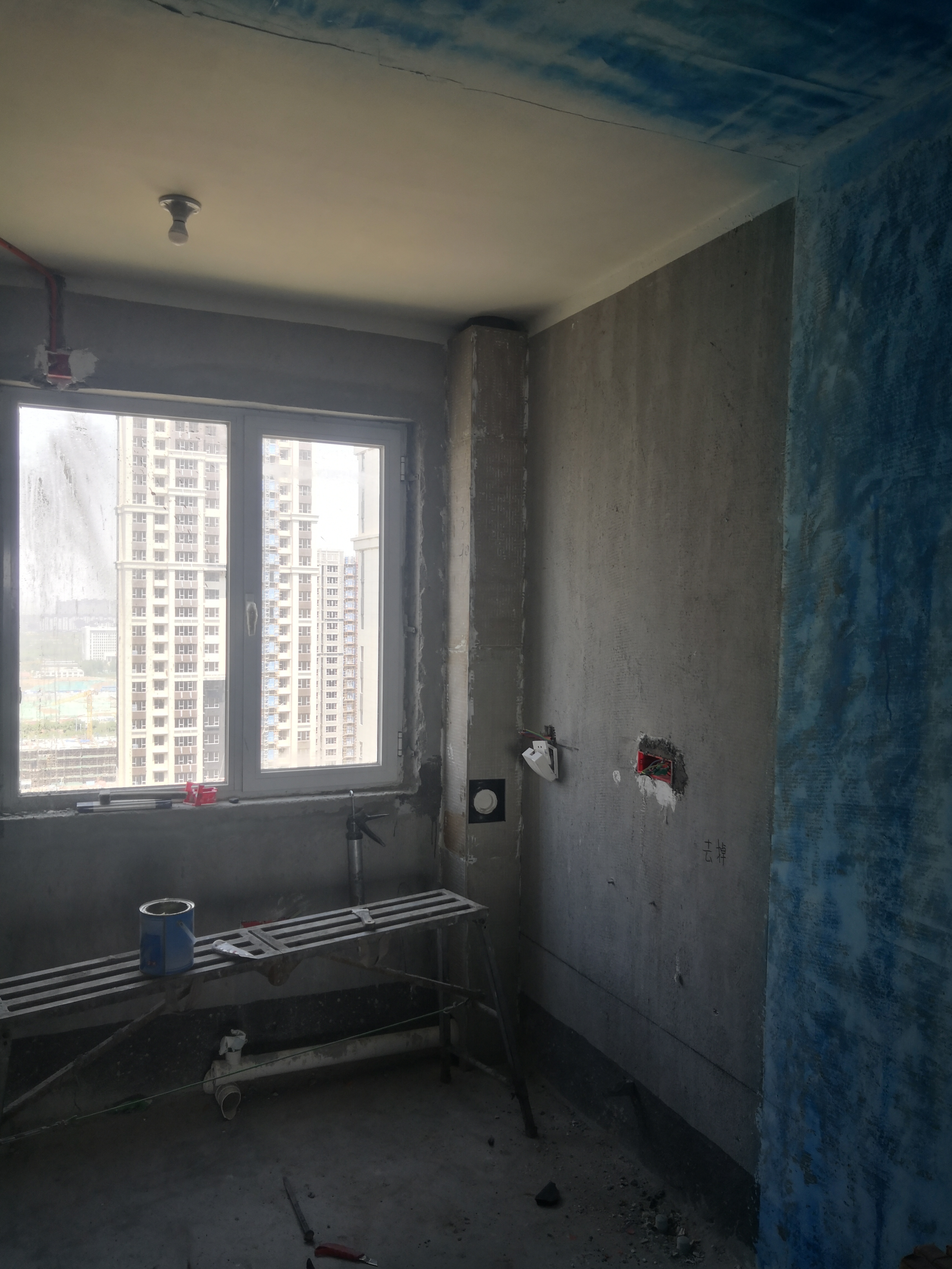 饭店厨房墙面瓷砖怎么贴价格最省,厨房墙壁贴砖多少钱一平方