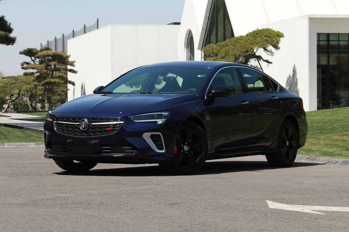 都说别克威朗后期油耗高,别克君威1.5t真实车主感受22款