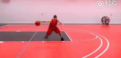 艾弗森过人戏耍科比,艾弗森教学新手入门