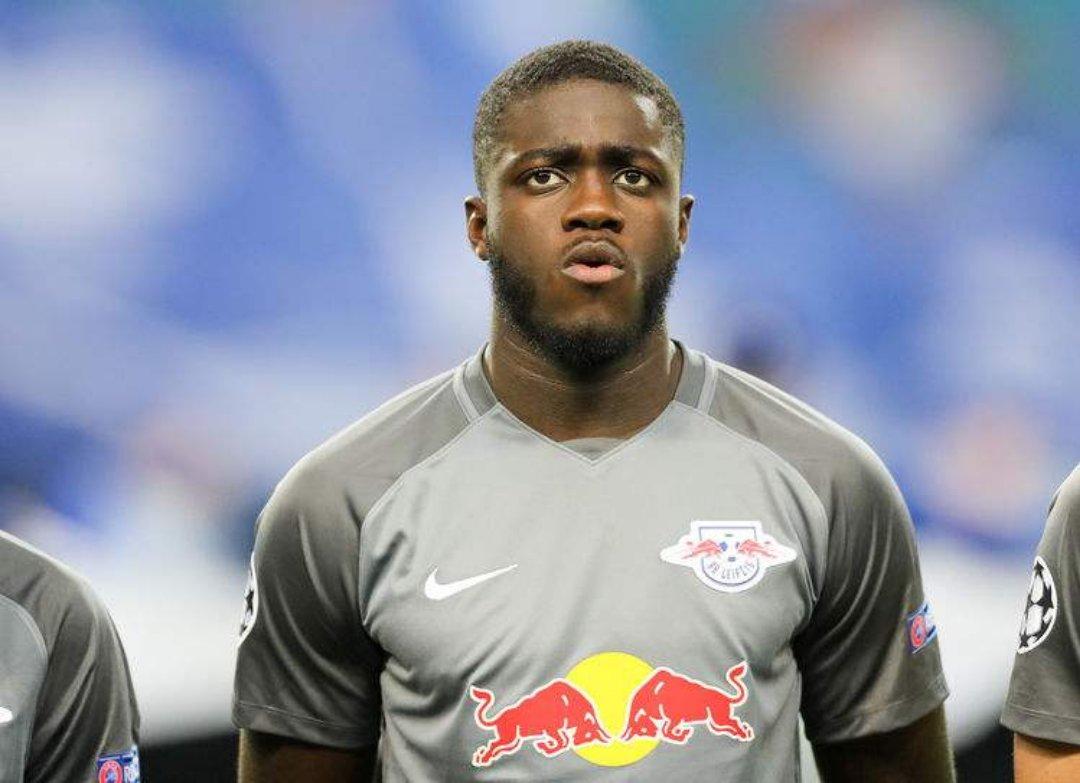 乌帕梅卡诺加盟阿森纳是真的吗,乌帕梅卡诺法国队