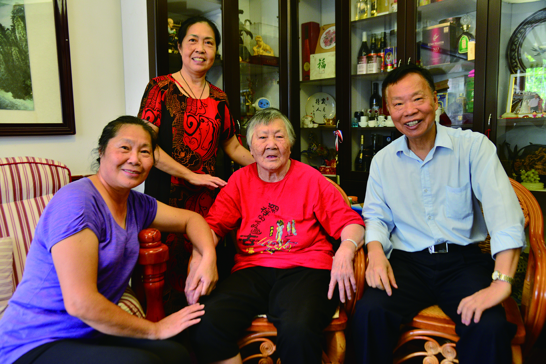 杩藉绾㈣壊璁板繂鑻遍泟浜虹墿鏁呬簨,杩藉绾㈣壊璁板繂鑻遍泟浜嬭抗