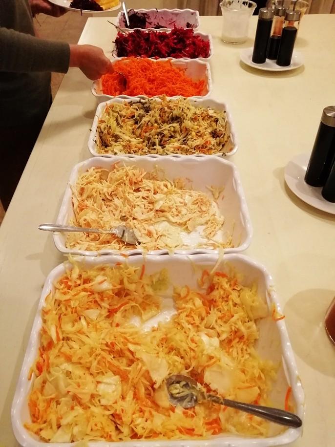 为何俄罗斯酒店的床都很小,俄罗斯晚上酒店