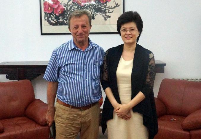 罗马尼亚大使馆姜瑜,姜瑜驻罗马尼亚大使馆