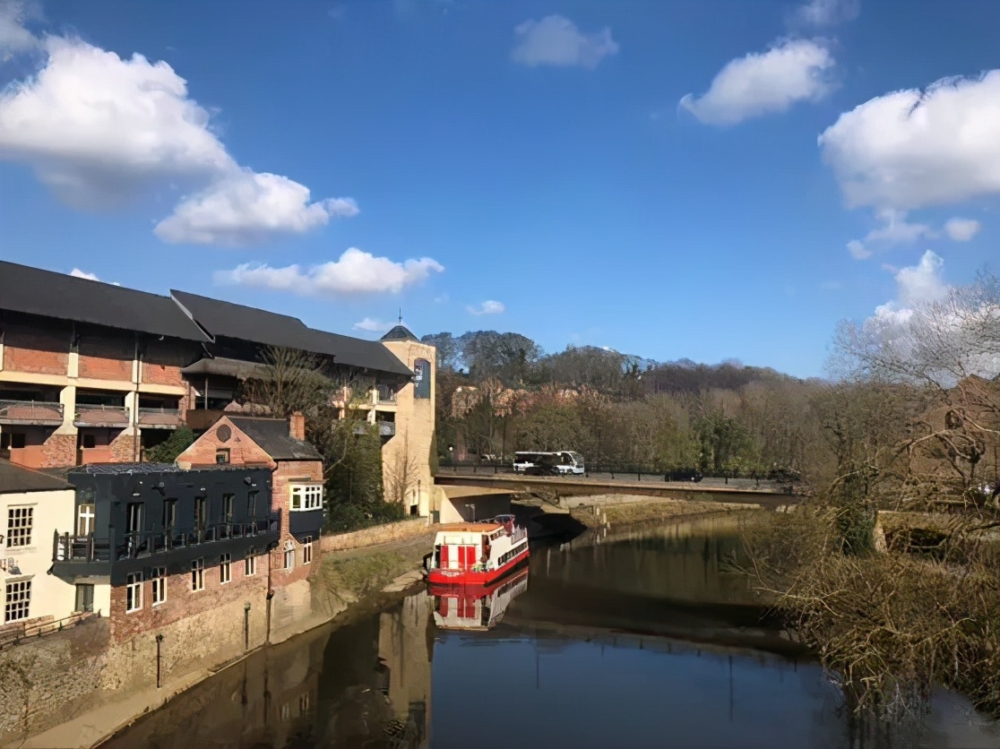 杜伦大学留学一年费用多少钱,在英国留学是什么体验