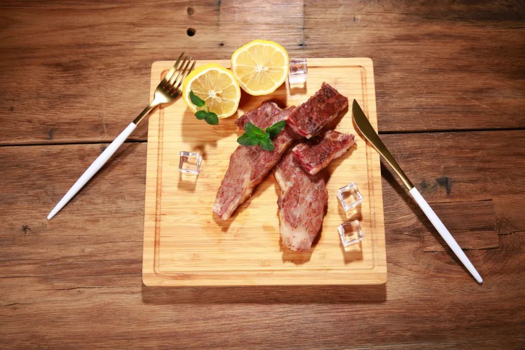 新鲜牛肉牛排做法,新鲜牛肉牛排怎么煎