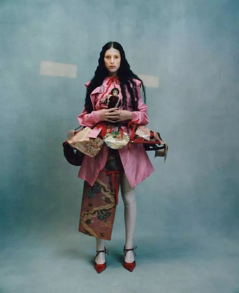 「布稀奇」和明星们的COS相比，你们万圣节的花手骷髅弱爆了